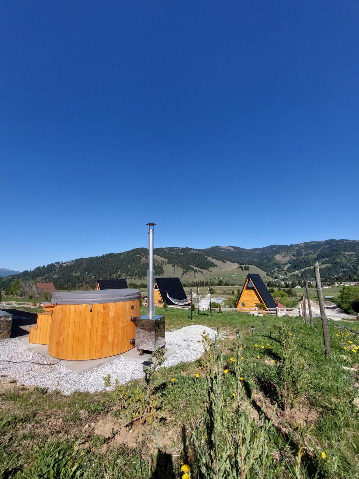 Cozy Cube - Tiny House Villa Saru Dornei Exterior foto